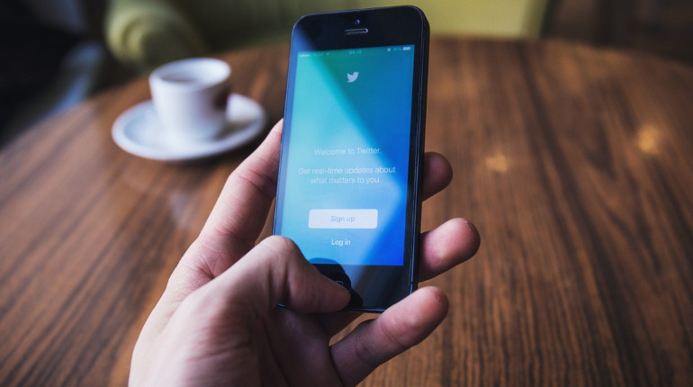 Пользователи Twitter пожаловались на сбои.