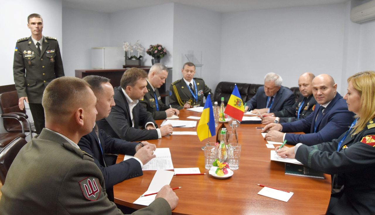 Глава Минобороны Молдовы провел ряд важных встреч в Киеве.