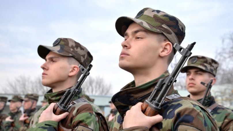 В армию Молдовы с начала года призвали более 600 молодых людей.
