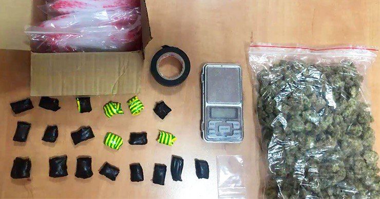 В случае, если мужчине удалось бы продать марихуану, он получил бы прибыль в размере 90 000 тысяч леев.