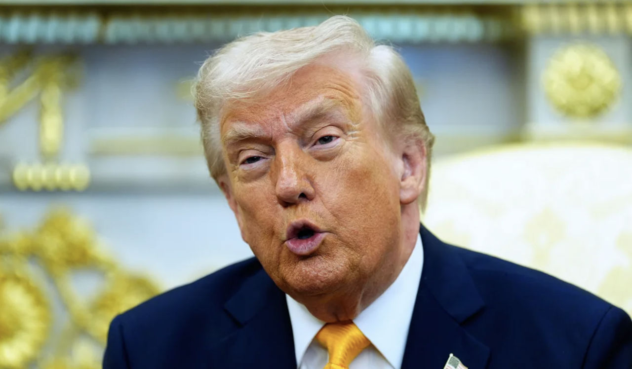 Trump a acceptat să revizuiască abordarea privind deportările în masă.
