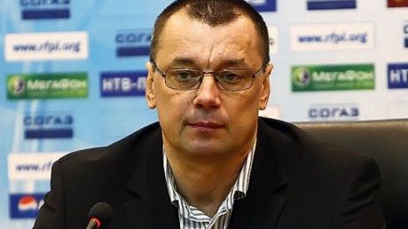 Fostul antrenor al echipei Saxan, Vladimir Liutîi declară că formaţia din sudul ţării are probleme financiare.