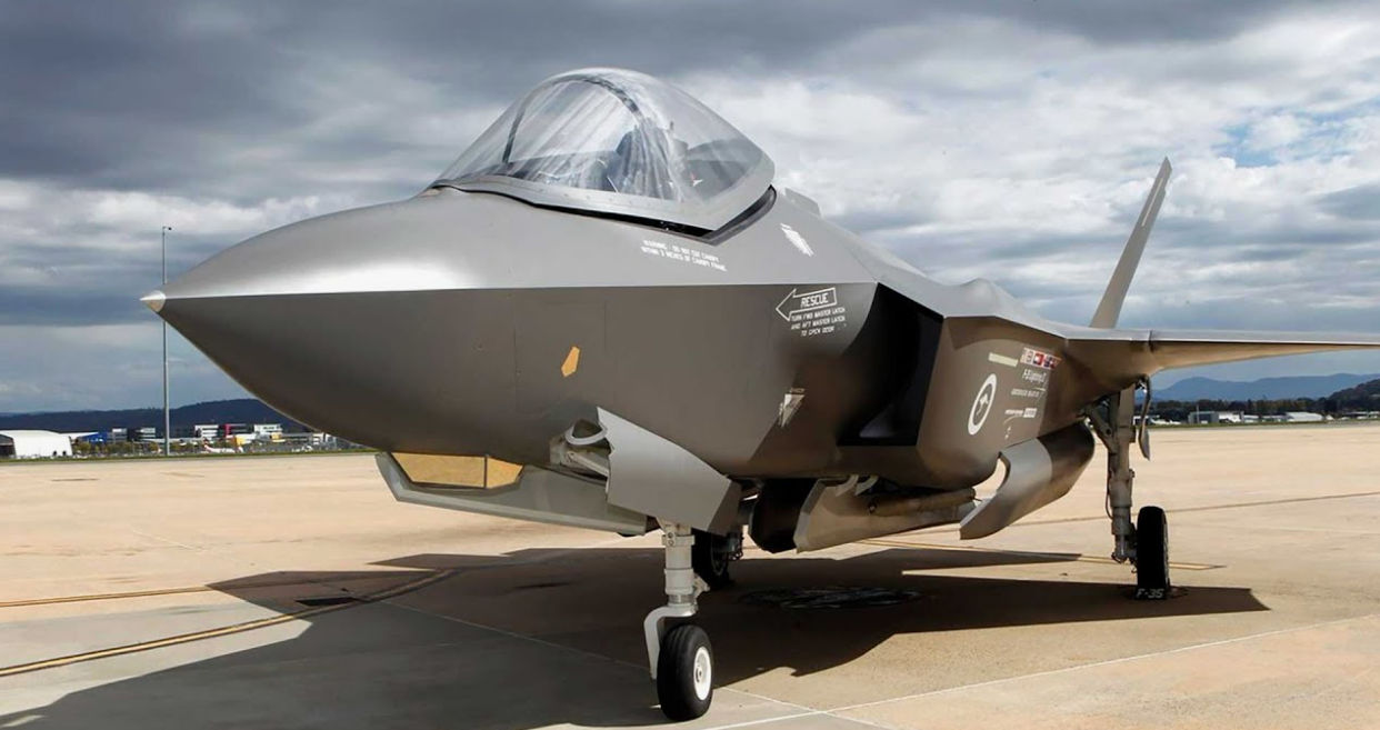 România a semnat contractul cu SUA pentru achiziționarea de F-35.