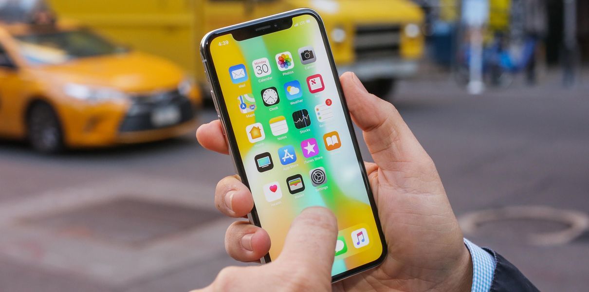 Студент требует $1 млрд от Apple из-за ошибки системы распознавания лиц.