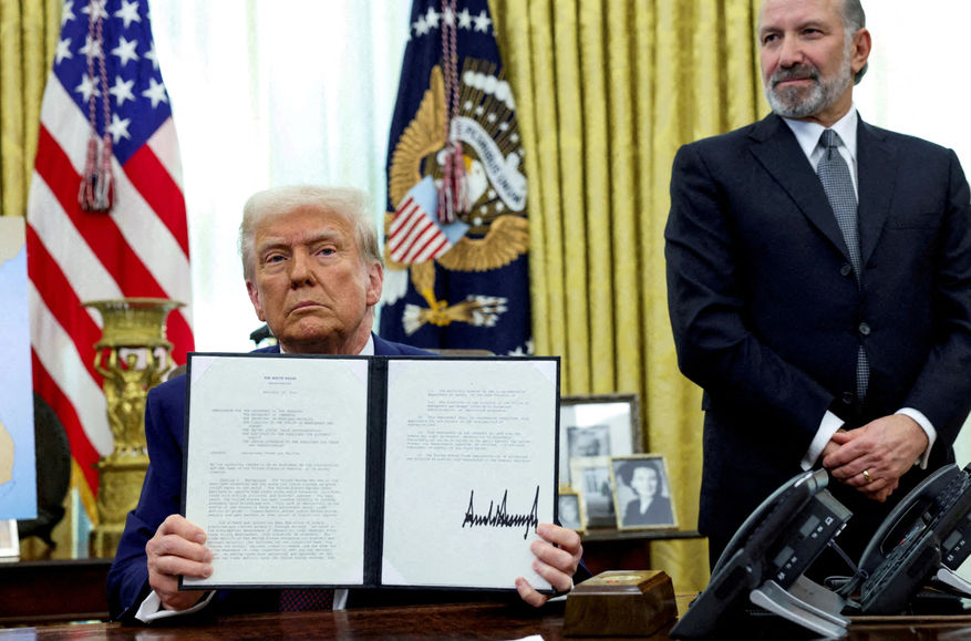 WSJ: 2 апреля администрация Трампа планирует ввести тарифы против 15 стран, в том числе России.