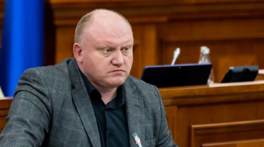 Депутаты БКС потребовали исключить из повестки дня проект продления ЧП.