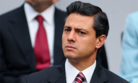 Președintele mexican Enrique Pena Nieto acuzat că şi-a plagiat lucrarea de licenţă. Foto: breitbart.com