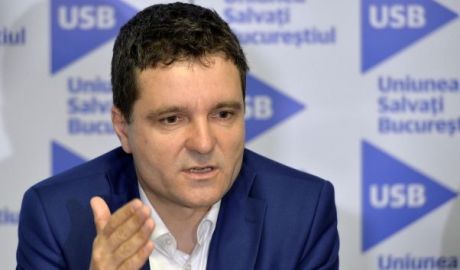 Новым примаром Бухареста стал независимый кандидат Никушор Дан.
