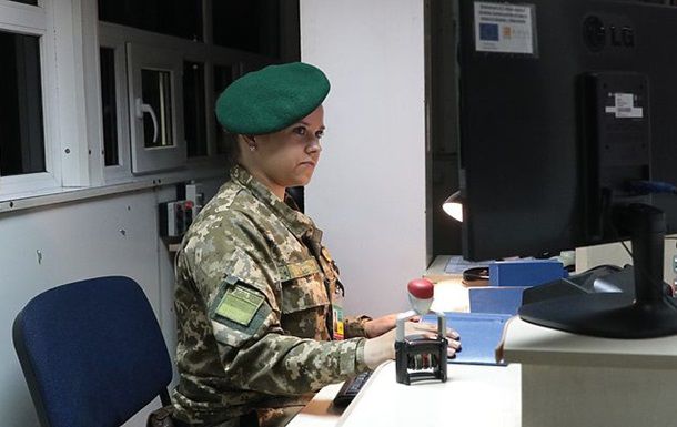 Напомним, ранее сообщалось, что Украина ввела биометрию на границе. Соответствующий указ подписал Порошенко.