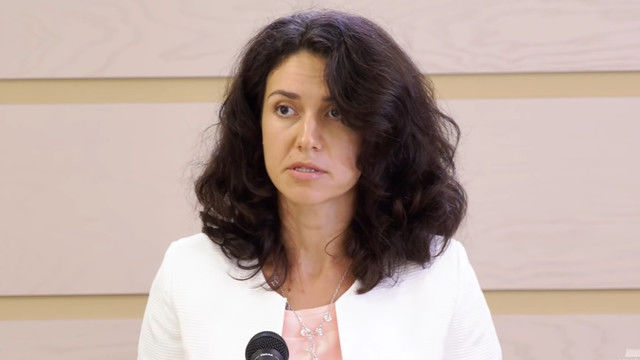 Председатель парламентской комиссии по вопросам права, назначениям и иммунитету Олеся Стамате.