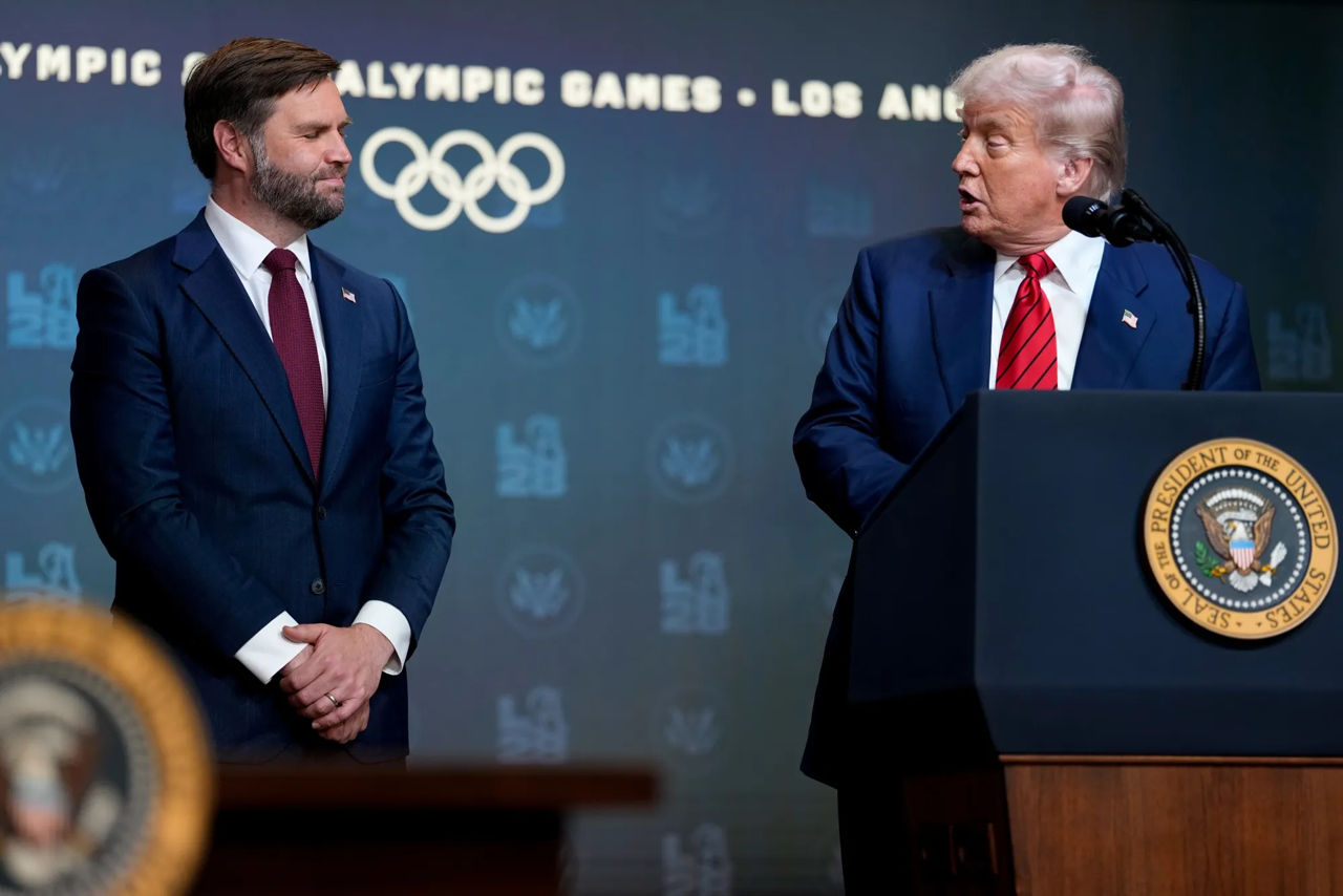 Trump îl numește pe Vance cel mai probabil succesor al său.