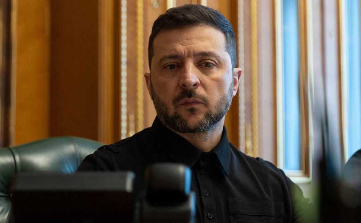 Zelenski a primit proiectul planului de pace al SUA și îl va discuta cu Trump.