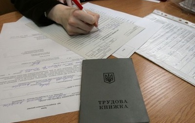 Ситуация на рынке труда ухудшается, говорят в Минсоцполитики.