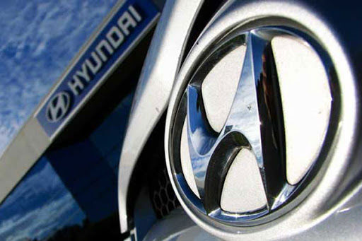 Отзыв электрокаров Hyundai обрушил акции компании.