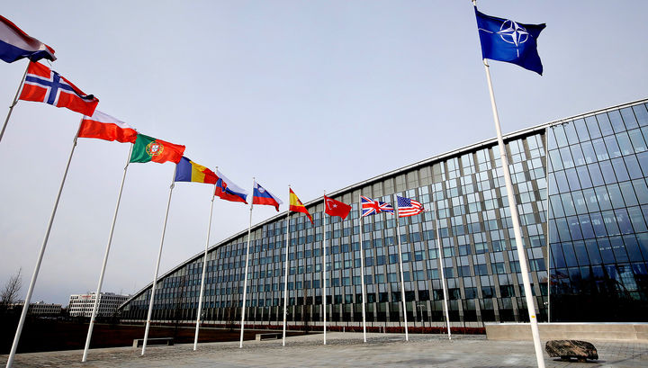 Послы НАТО провели срочное совещание из-за выхода США из Договора по открытому небу.