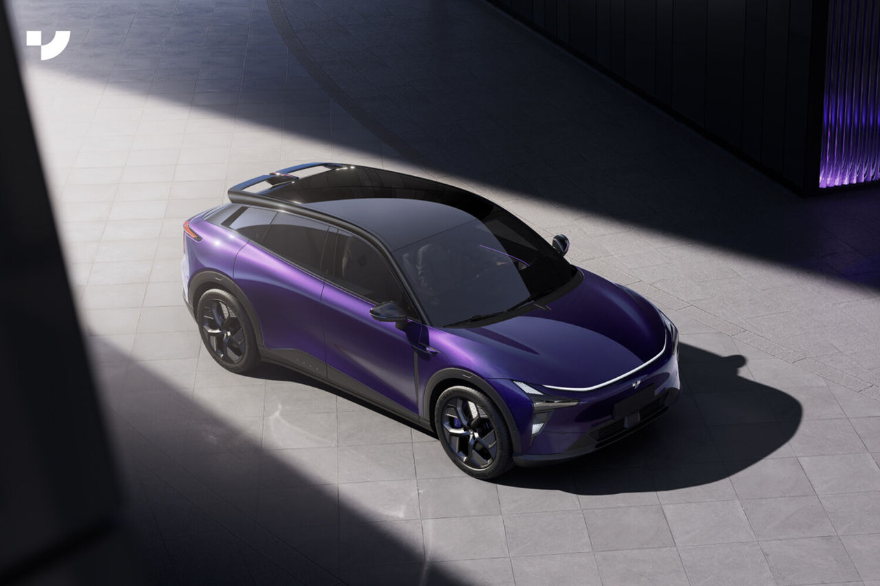 Geely и китайский IT-гигант Baidu представили новый автобренд.