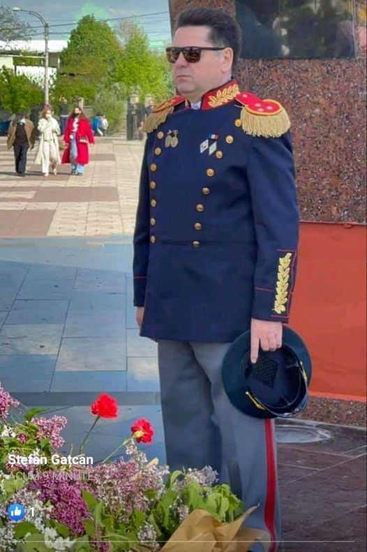 Депутата Гацкана заметили в погонах полковника, хотя он не служил ни дня.