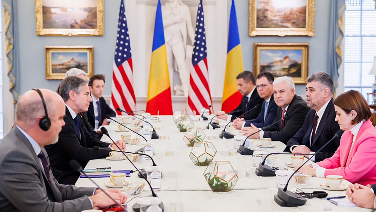 Чолаку также призвал США «обратить внимание» на Молдову.