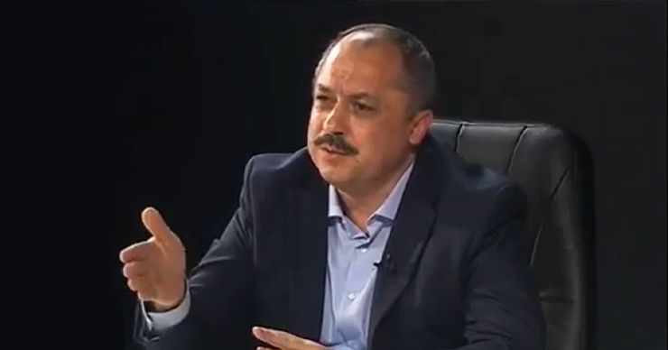 Экс-министр образования Корнелиу Попович.