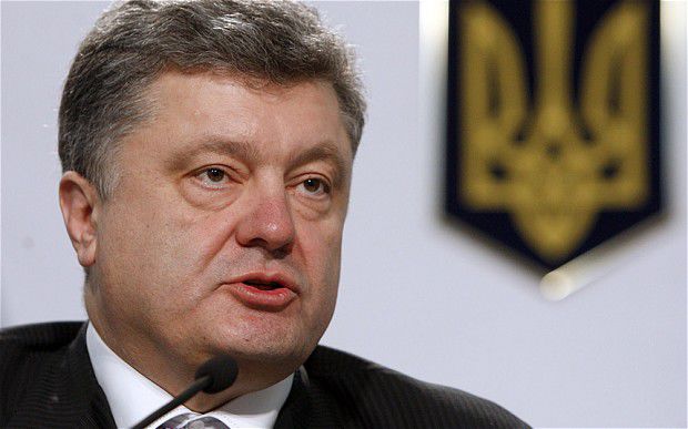 Порошенко предупреждает о возможных воинственных планах России.  Фото: politobzor.net