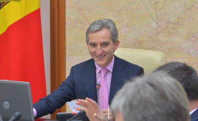 Candidatul desemnat Iurie Leancă va încerca astăzi, în Parlament, să obţină un nou mandat de Prim-ministru al Republicii Moldova.