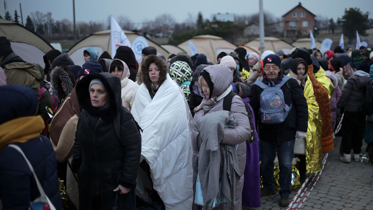 Власти Польши прогнозируют тяжелую зиму и новую волну беженцев с Украины. 