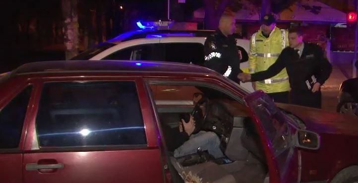 В столице четверо подростков угнали автомобиль, но были схвачены полицией.