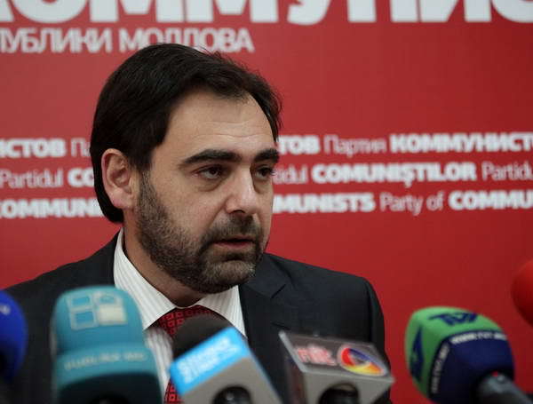 Ideologul principal al PCRM, deputatul Mark Tkaciuk s-a retras de pe cea mai populară reţea de socializare Facebook.