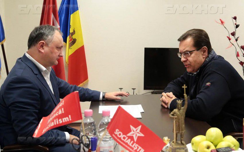 Сегодня председатель Партии социалистов Игорь Додон встретился с лидером демократов Марианом Лупу по инициативе последнего.