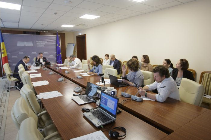 В парламенте утвердили повестка дня заседаний в период с 13 по 21 июля.
