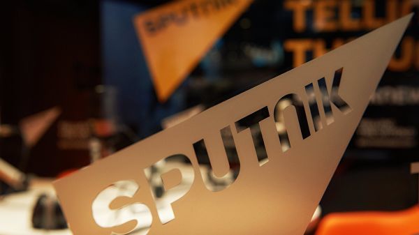 Facebook удалил страницы Sputnik и связанные с Россией аккаунты.