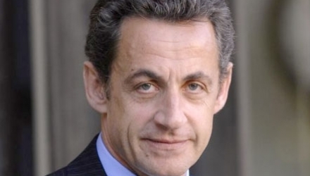 Fostul preşedinte francez Nicolas Sarkozy a fost pus oficial sub acuzare pentru corupție activă, trafic de influență și divulgarea secretului profesional.