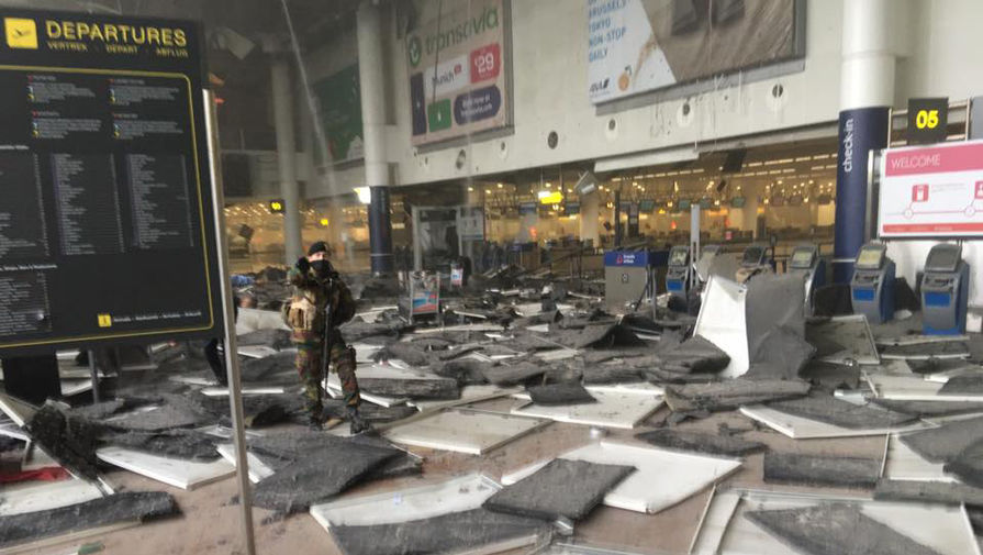 Два взрыва прогремели в международном аэропорту Брюсселя во вторник около 08.00 по местному времени.