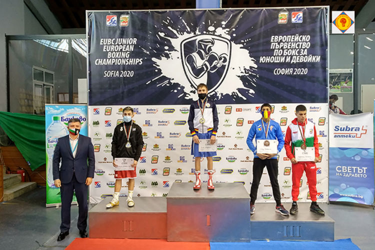 Боксер Илие Аргату стал чемпионом Европы среди юношей.