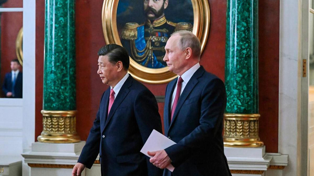 Președintele Chinei i-a spus lui Putin că speră la un acord de pace echitabil privind Ucraina.