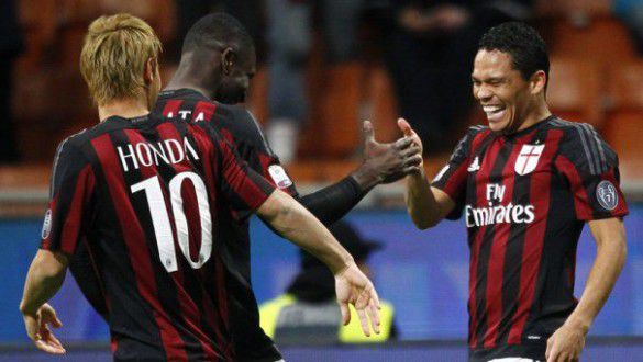 Un grup de investitori conduşi de cel mai bogat chinez, Jack Ma, se pregăteşte să cumpere echipa de fotbal AC Milan.