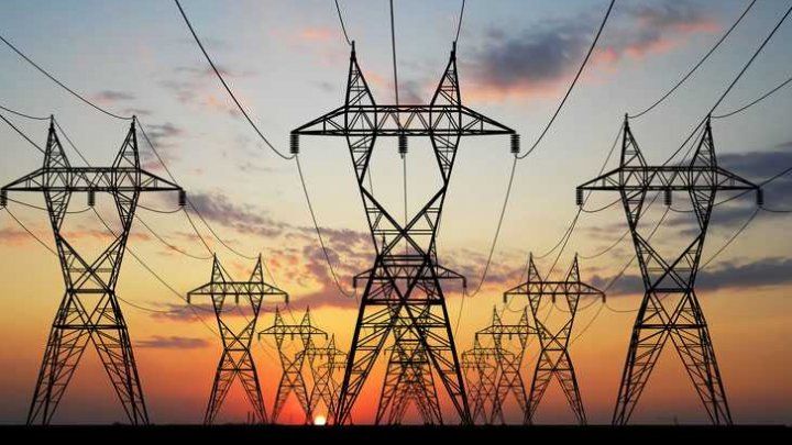 Cu cât s-au majorat într-un an facturile la energie în România