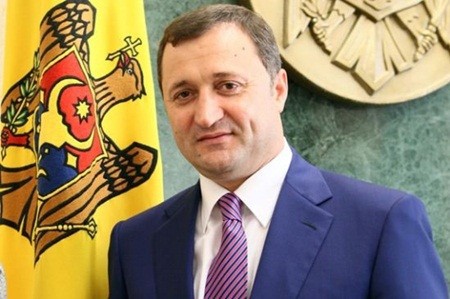 Пресс-служба ЛДПМ пока не подтвердила, но и не опровергла информацию.