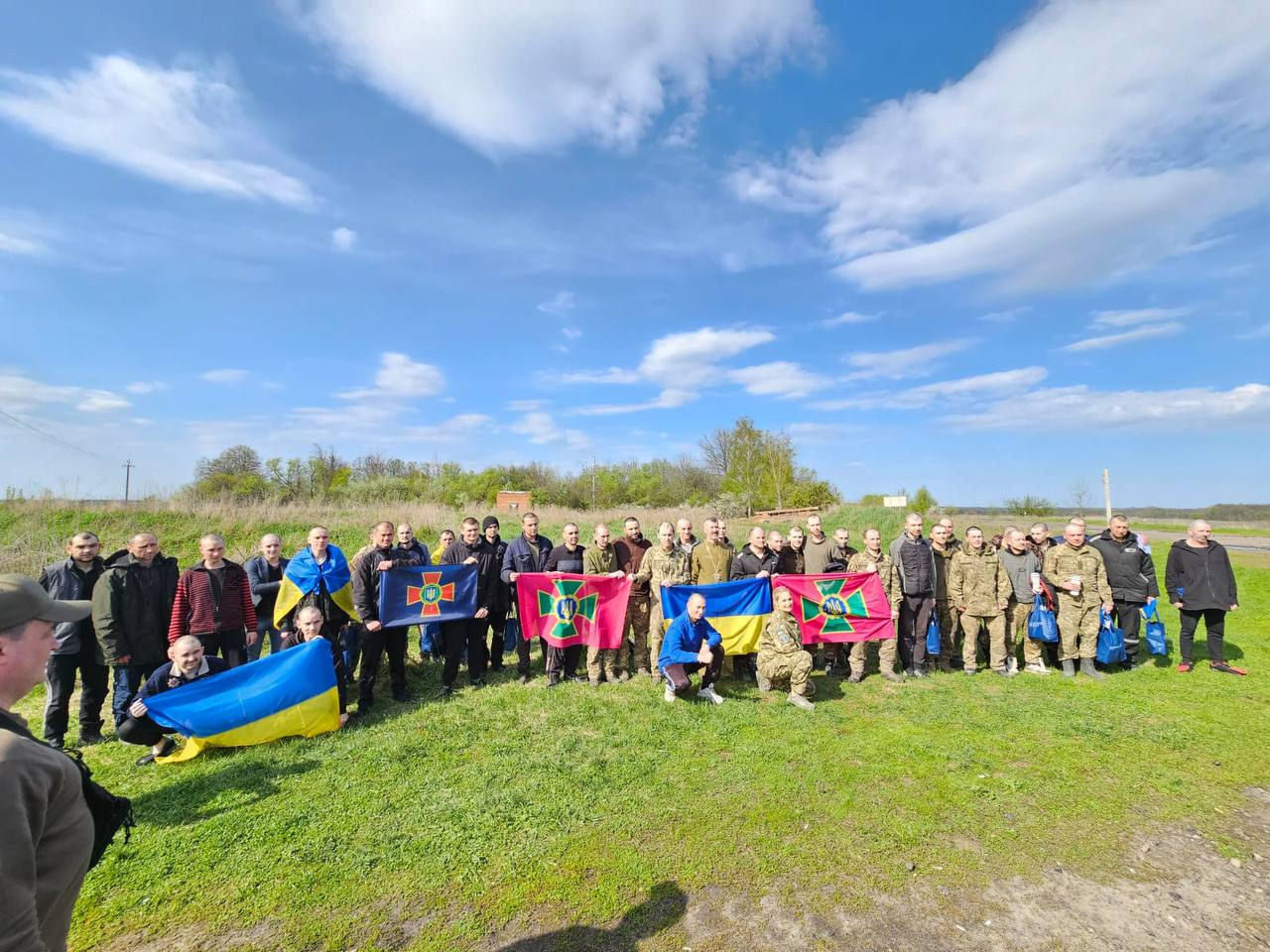 Украина вернула более 40 защитников из российского плена.
