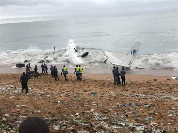 O echipă a Autorității Aeronautice Civile va investiga prăbușirea avionului. Foto: Reuters