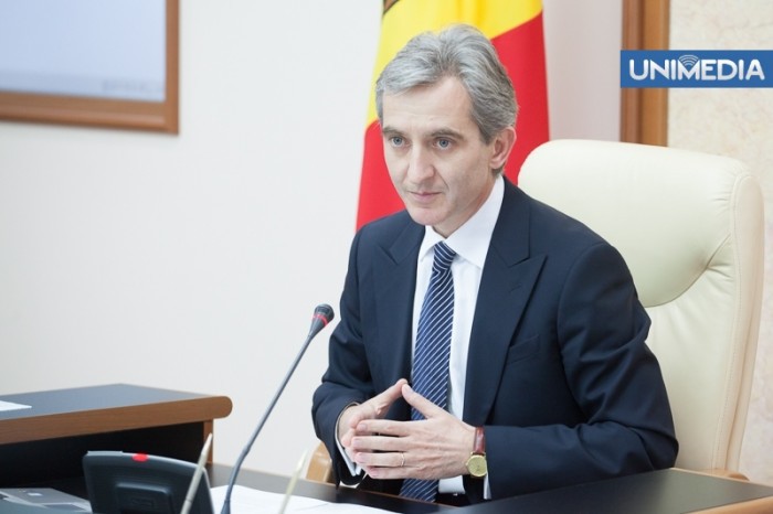 Premierul Iurie Leancă a fost invitatul UNIMEDIA laemisiunea Alb&amp;Negru cu Elena Robu.