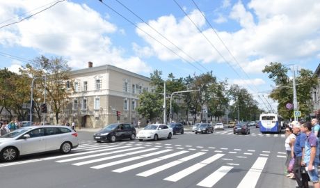 Atenţie şoferi: Restricții de circulație prin Chișinău în weekend. Foto simbol: jurnal.md