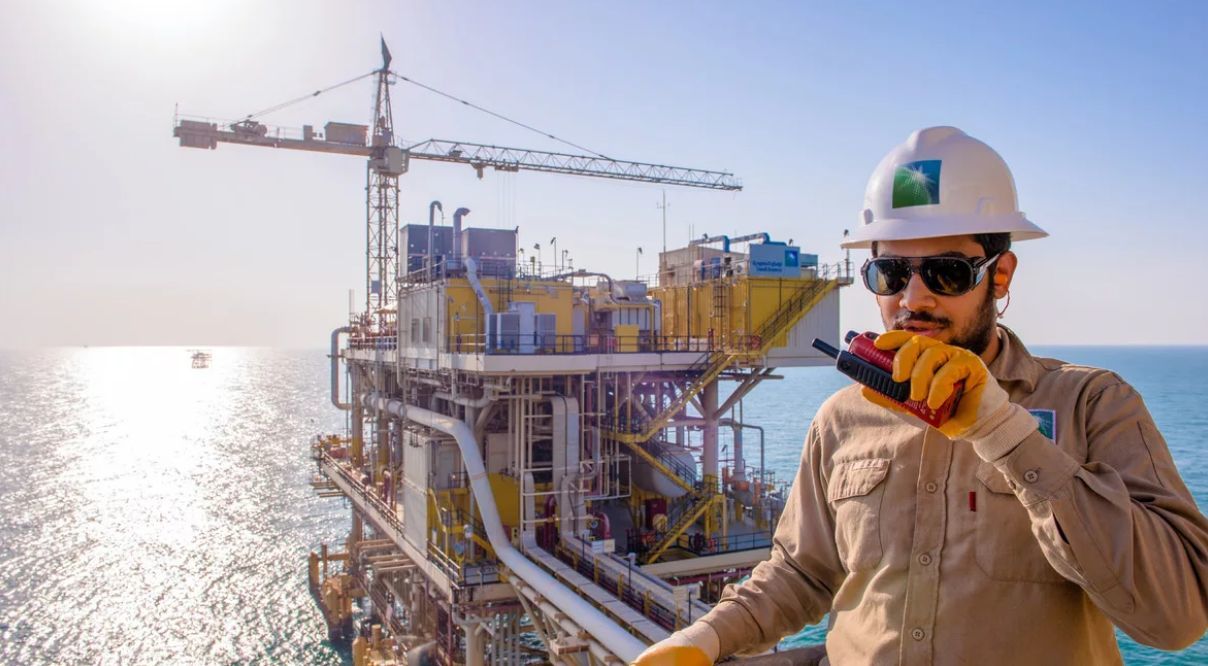Saudi Aramco намерена нарастить добычу нефти до 13 млн б/с к 2027 году.