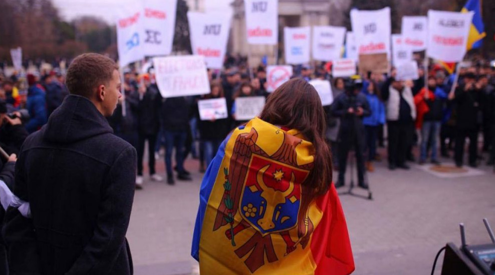В Брюсселе флешмоб диаспоры планируется провести перед зданием парламента Европейского союза с 19:00 до 20:00.