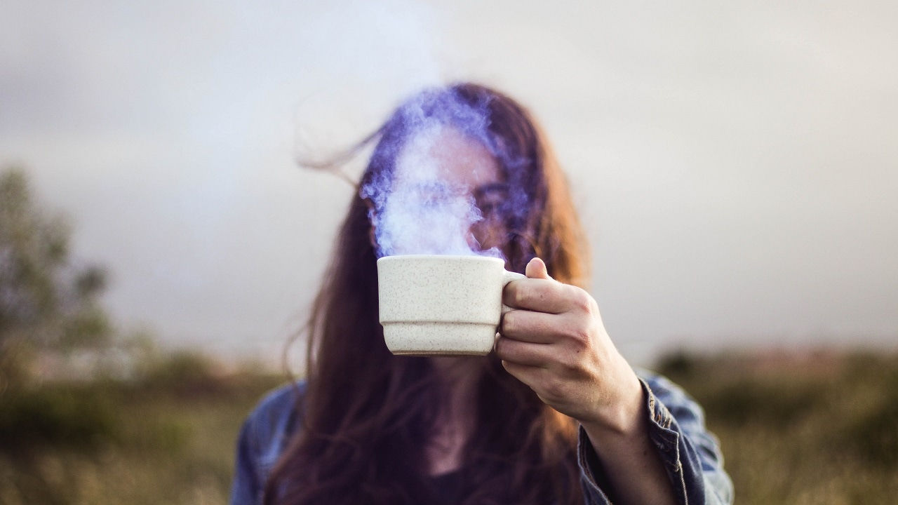 Medic: Renunțarea bruscă la cafea poate duce la simptome de sevraj.