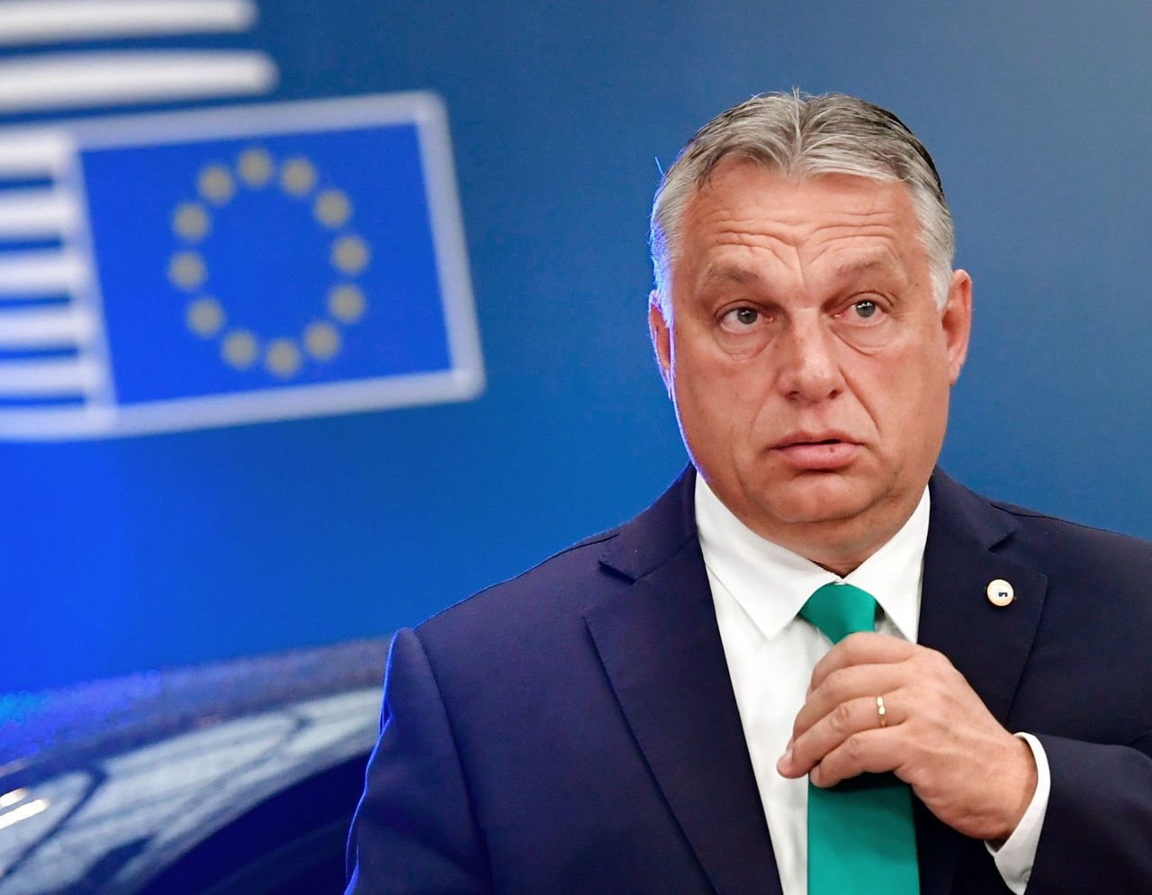 Орбан о переизбрании Эрдогана: Настойчиво и много молился за его победу.