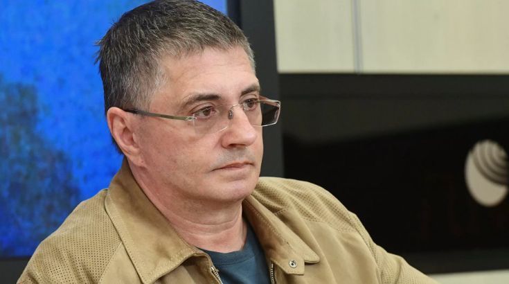 Мясников назвал два основных показания к вакцинации от коронавируса.