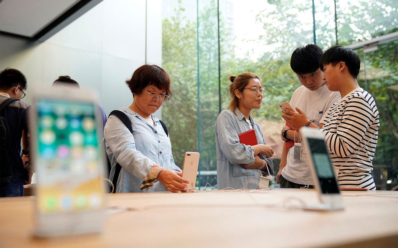 Поставщик Apple требует запретить производство и продажу iPhone в Китае.