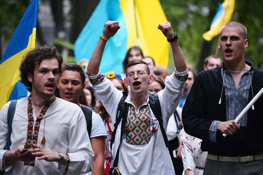 В Украине вступил в силу закон о коренных народах.