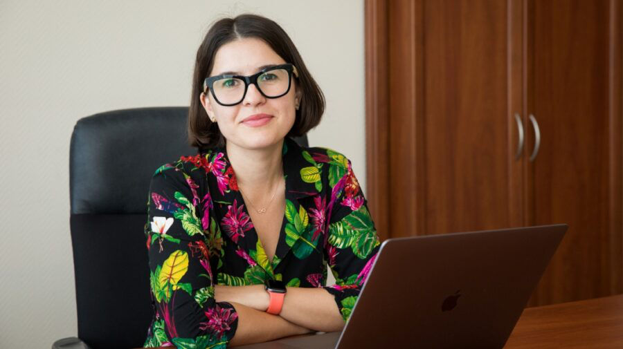 Табурчану покинула пост пресс-секретаря правительства.